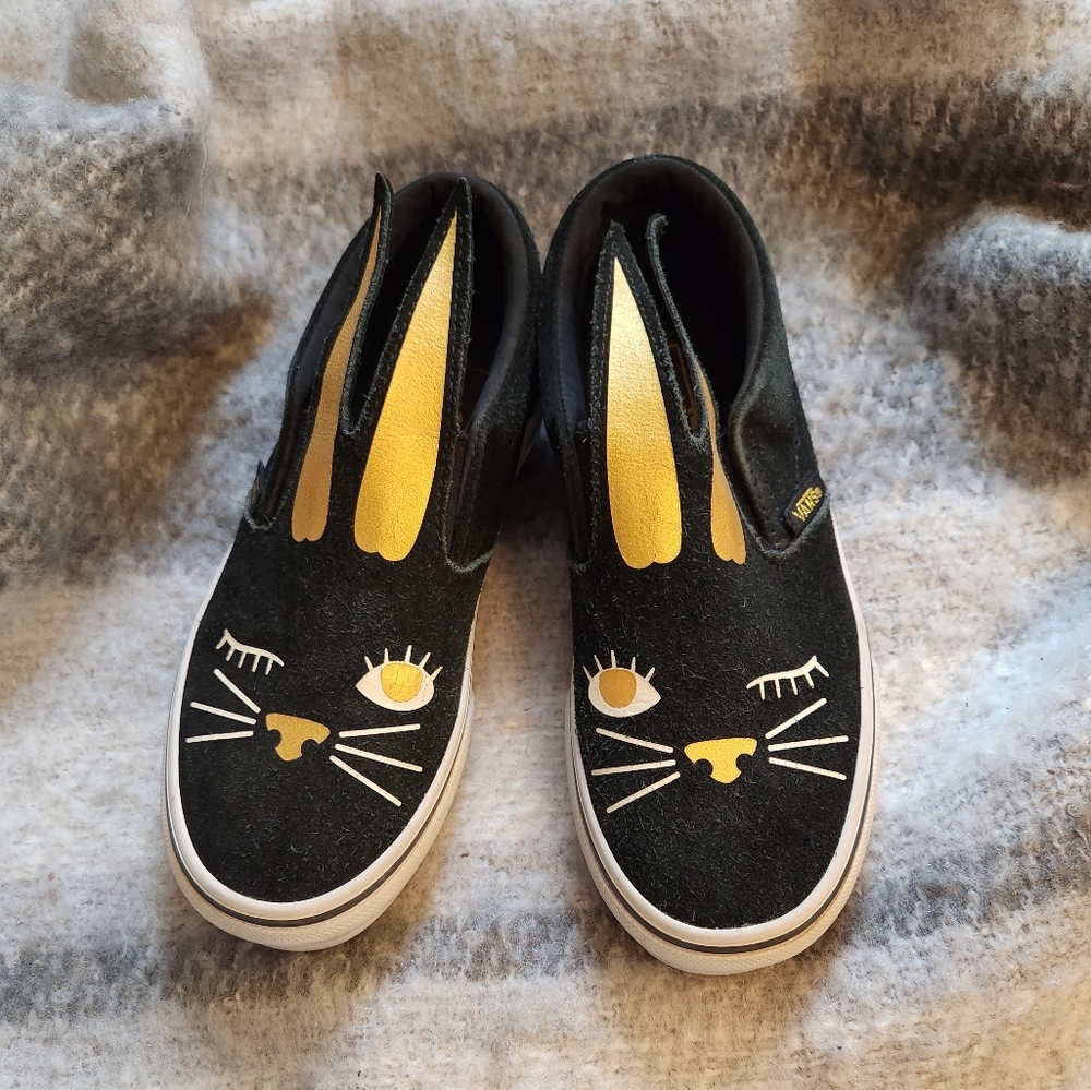Vans suede bunny slip-on sneakers - size 1.5